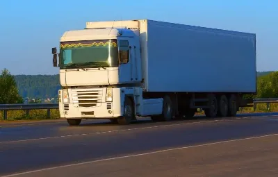 Antalya ile Bornova Arası Öğrenci Eşyası Taşıma